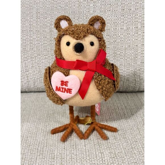 Target Spritz Valentines Day Bird Buttons 2025 - Picture 1 of 6